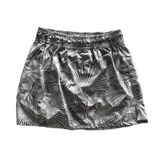 Gerry Skort | Fitness, Running, Hiking, Sport, Golf | Olive Foliage | Size Small